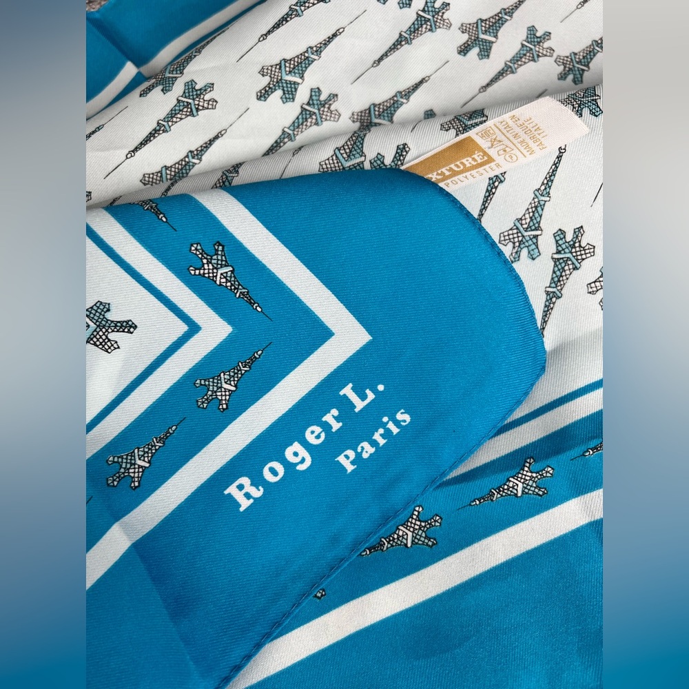 Roger L Paris Eiffel Tower Square made in Italy scarf - Picture 3 of 4